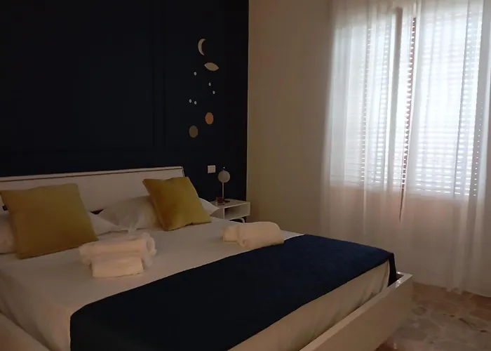 Luxury Levante בית אירוח