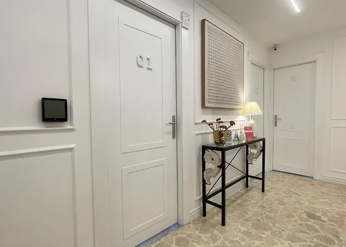 Luxury Levante * 罗萨诺